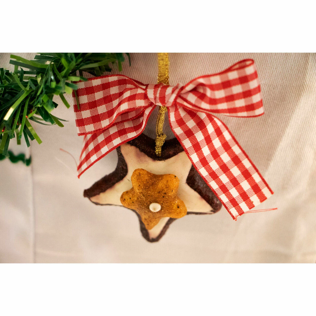 Fraser Hill Farm 58-In. African American Dancing Baking Santa W/ Apron And Christmas Cookie Garland 14 Fraser Hill Farm 58-In. African American Dancing Baking Santa W/ Apron And Christmas Cookie Garland - Image 14