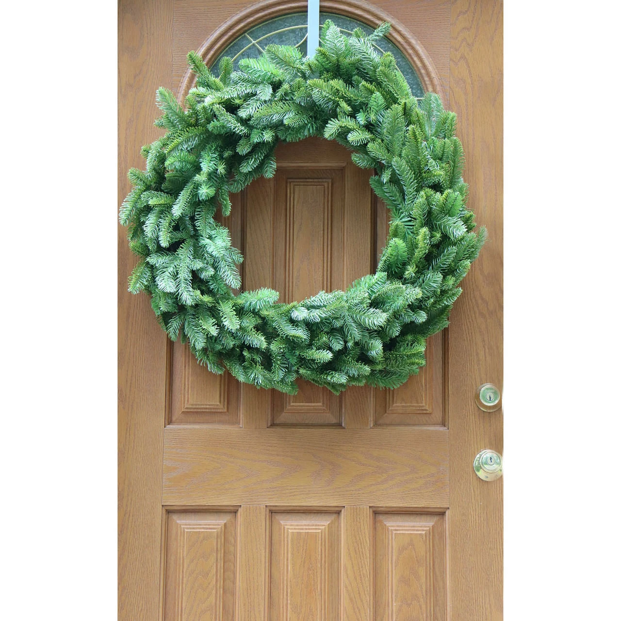 Fraser Hill Farm 36" Grandland Artificial Holiday Wreath 5 Fraser Hill Farm 36" Grandland Artificial Holiday Wreath - Image 5