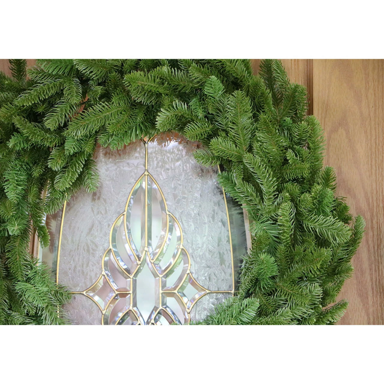 Fraser Hill Farm 36" Grandland Artificial Holiday Wreath 6 Fraser Hill Farm 36" Grandland Artificial Holiday Wreath - Image 6